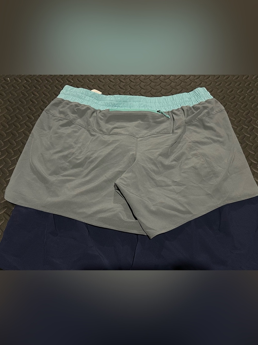 Patagonia Women’s 5” Lined Shorts - Picture 5 of 12